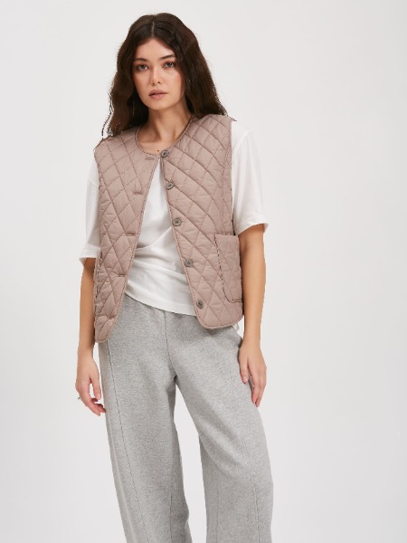 4o7i21xqnmxgq2t3x0qnmpb6a6d1td3q (1).jpg